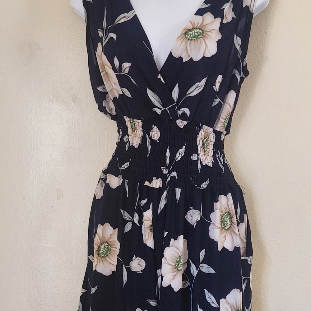 Floral V-Neck Midi Dress - Black and Cream